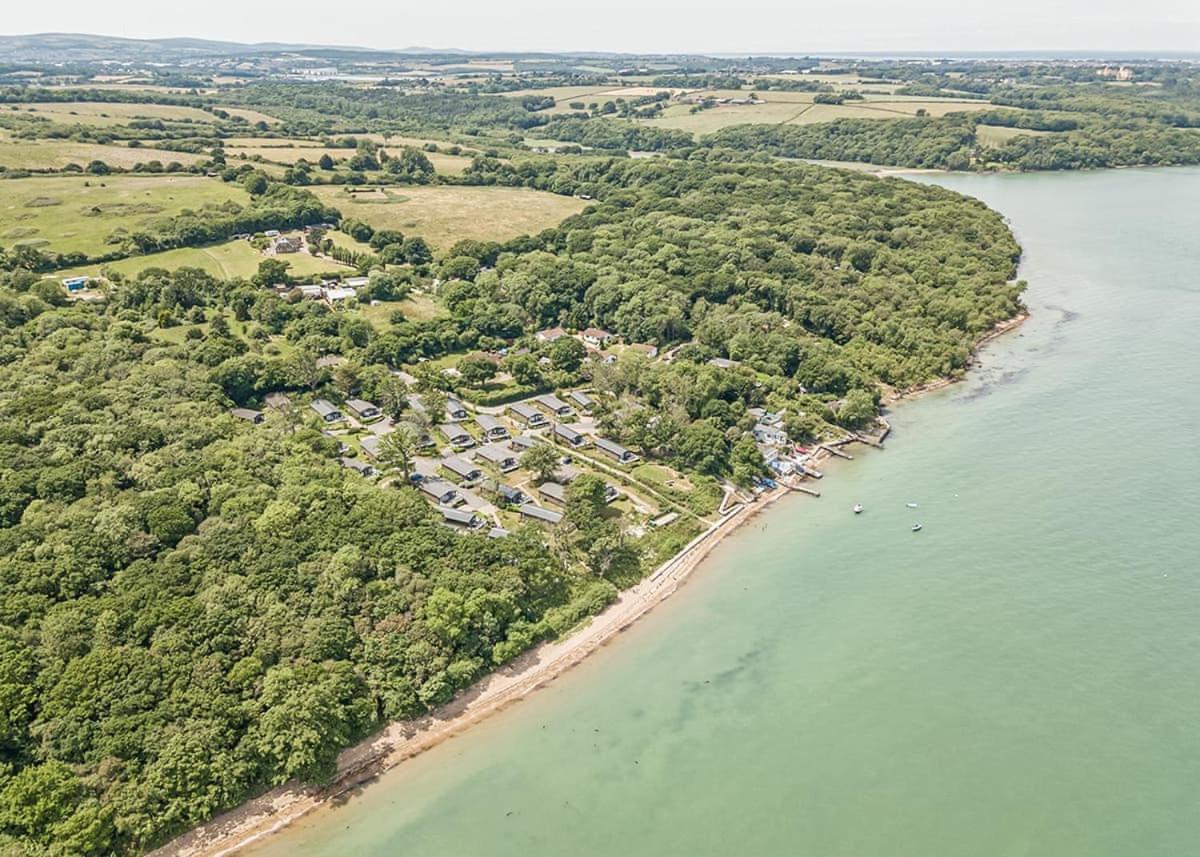 Woodside Coastal Retreat Hotel Fishbourne  Exterior photo