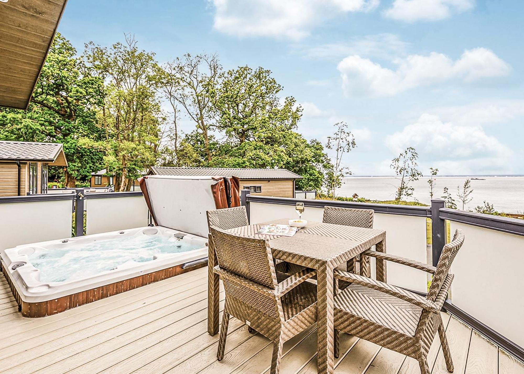 Woodside Coastal Retreat Hotel Fishbourne  Exterior photo